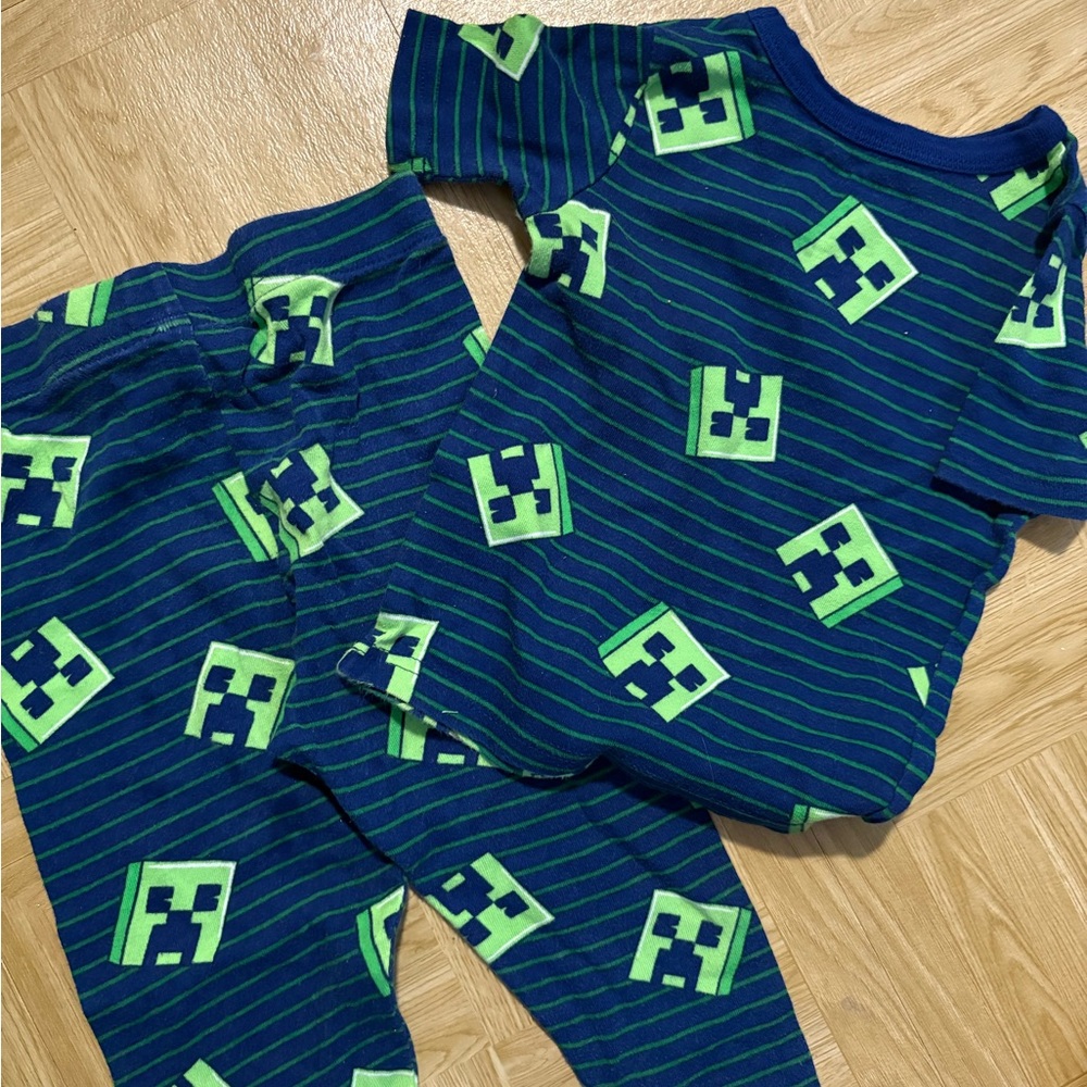 Minecraft Pjs - Picture 3 of 4